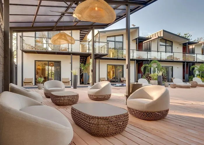 The #5 - Boutique In Flamingo - Ground Level Apartamento